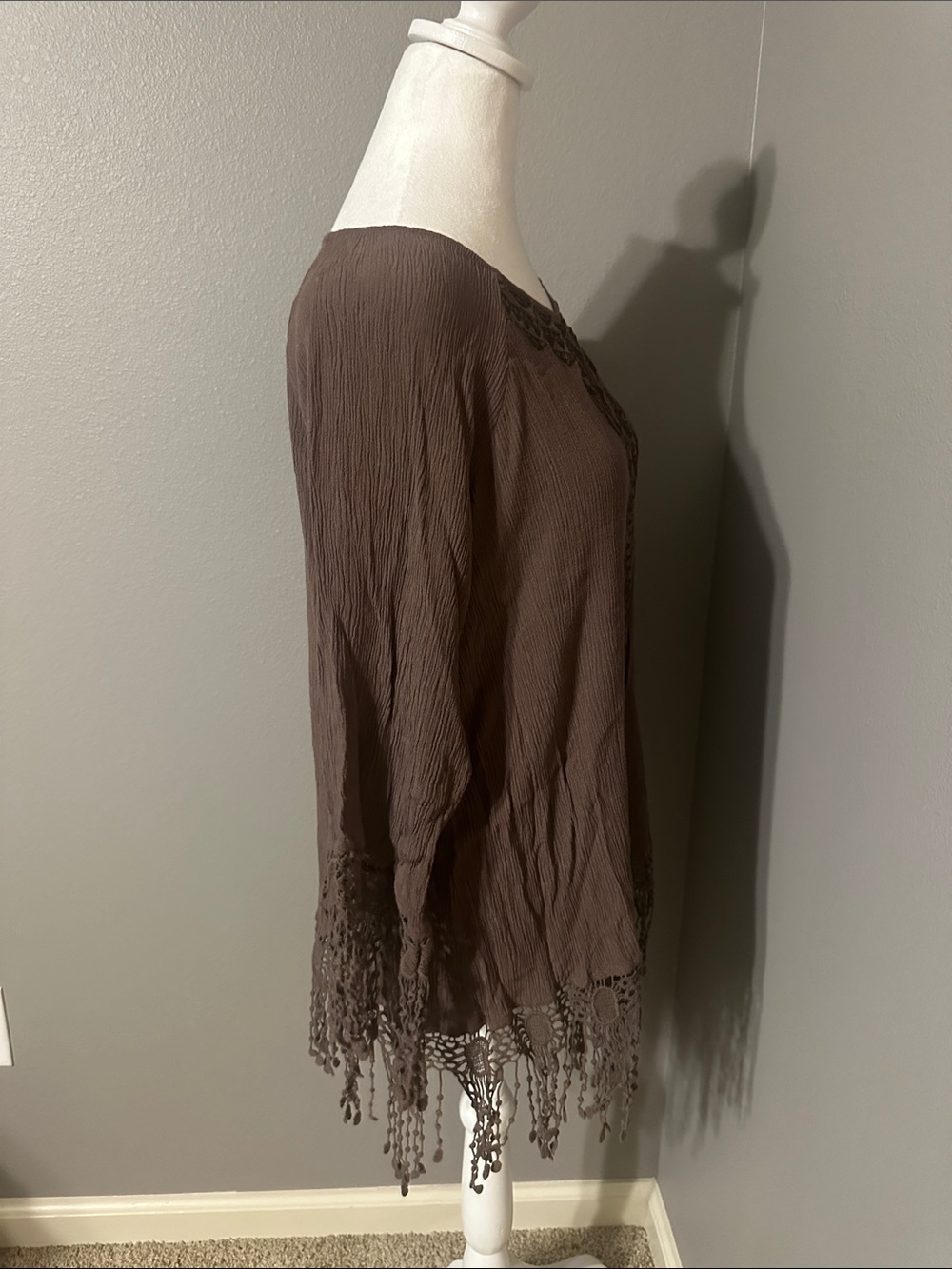 Indigo Soul Women’s Brown Crochet-Trim Fringe Top - Picture 4 of 9